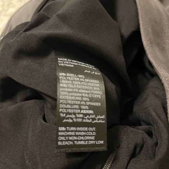 WHBM SKIRT - Picture 3 of 4